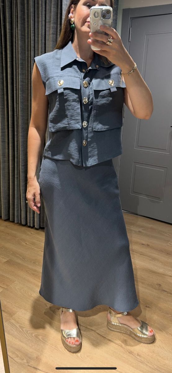 Yelekli Takım resmi