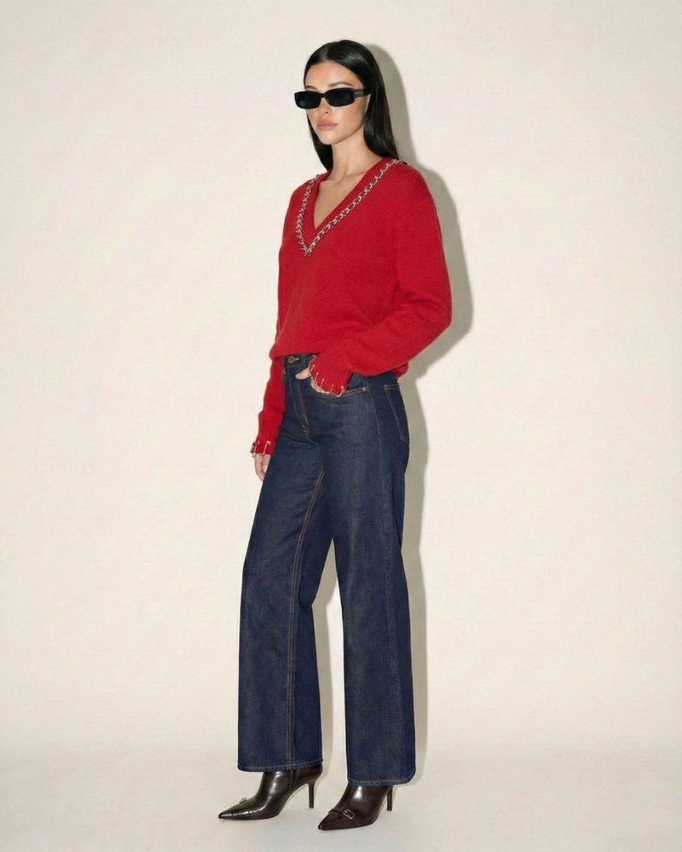 V Yaka Kırmızı Kazak resmi